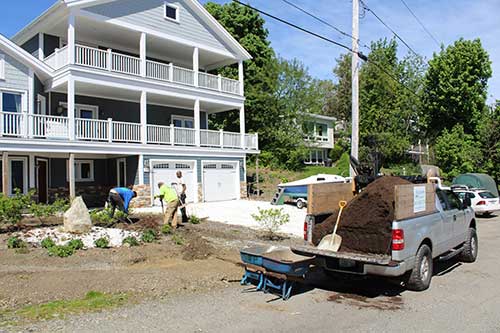 Installing plantings